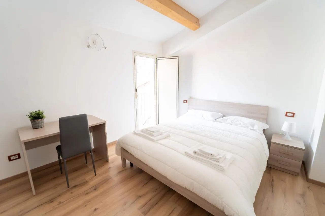 Historic Center New Apartment - Catania Stays Италия